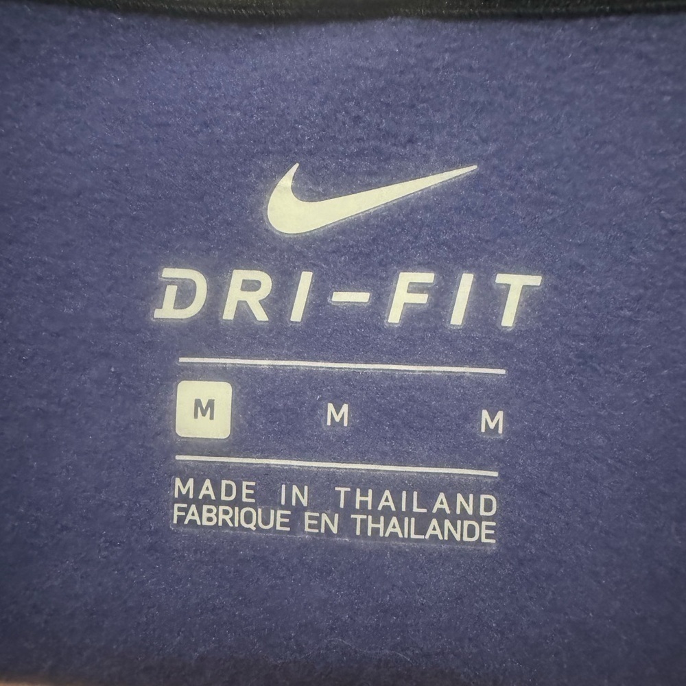 Women's Nike Dri Fit Running Jacket - Picture 2 of 8